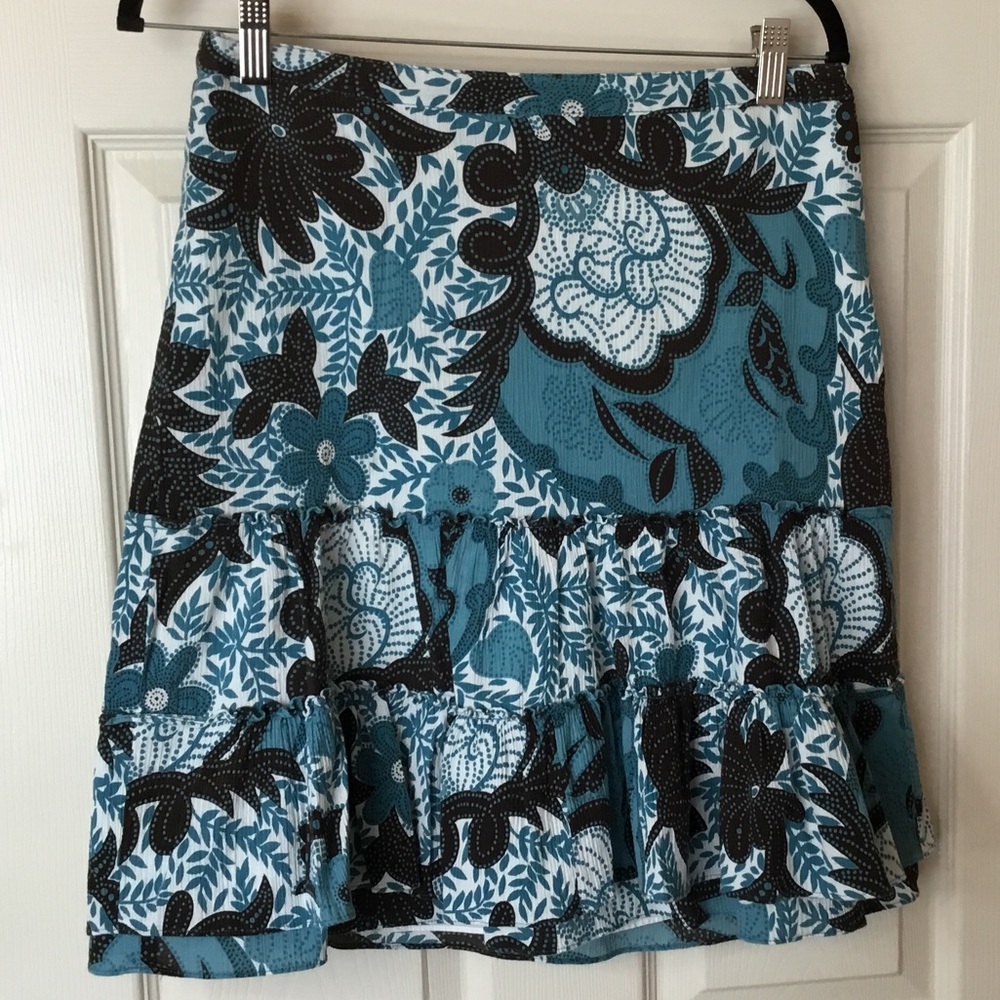 Ann Taylor Blue & Black Floral Ruffled Petite Skirt - Size 6P